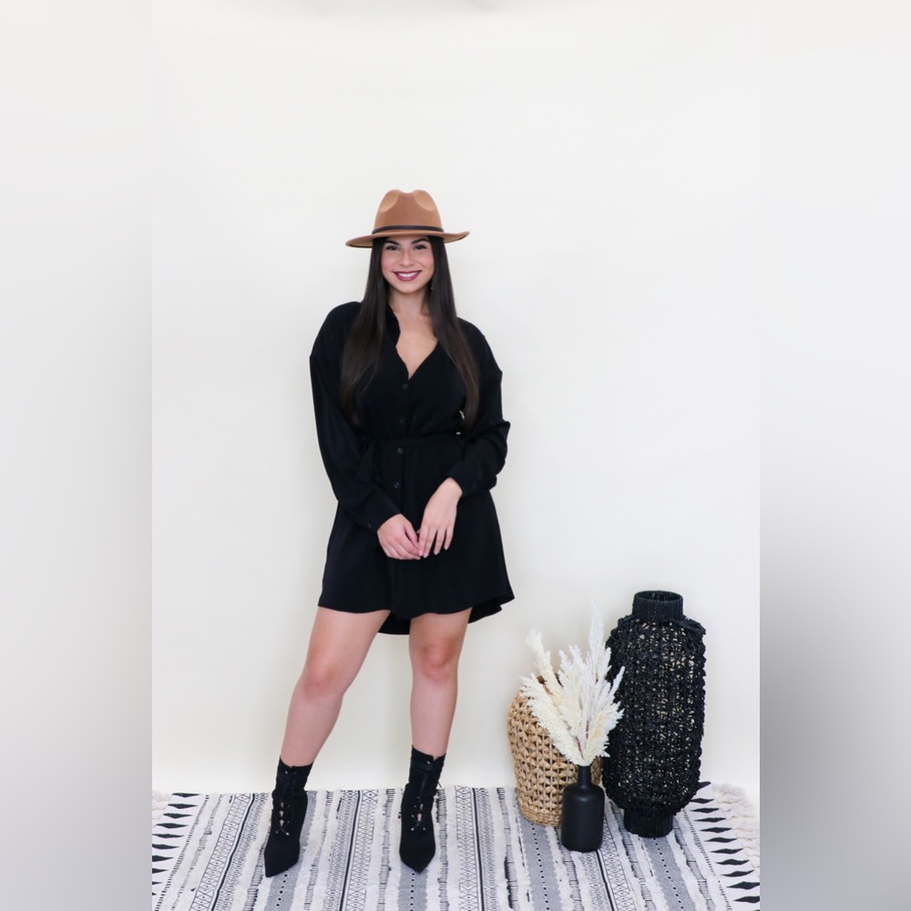 Black simple dress